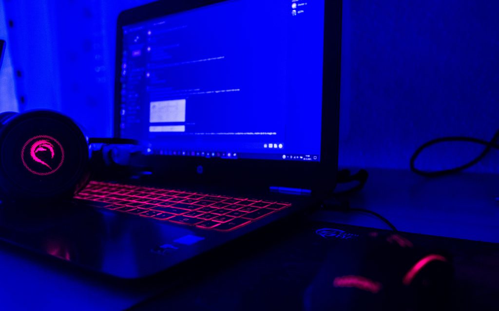 gaming laptops with long battery life