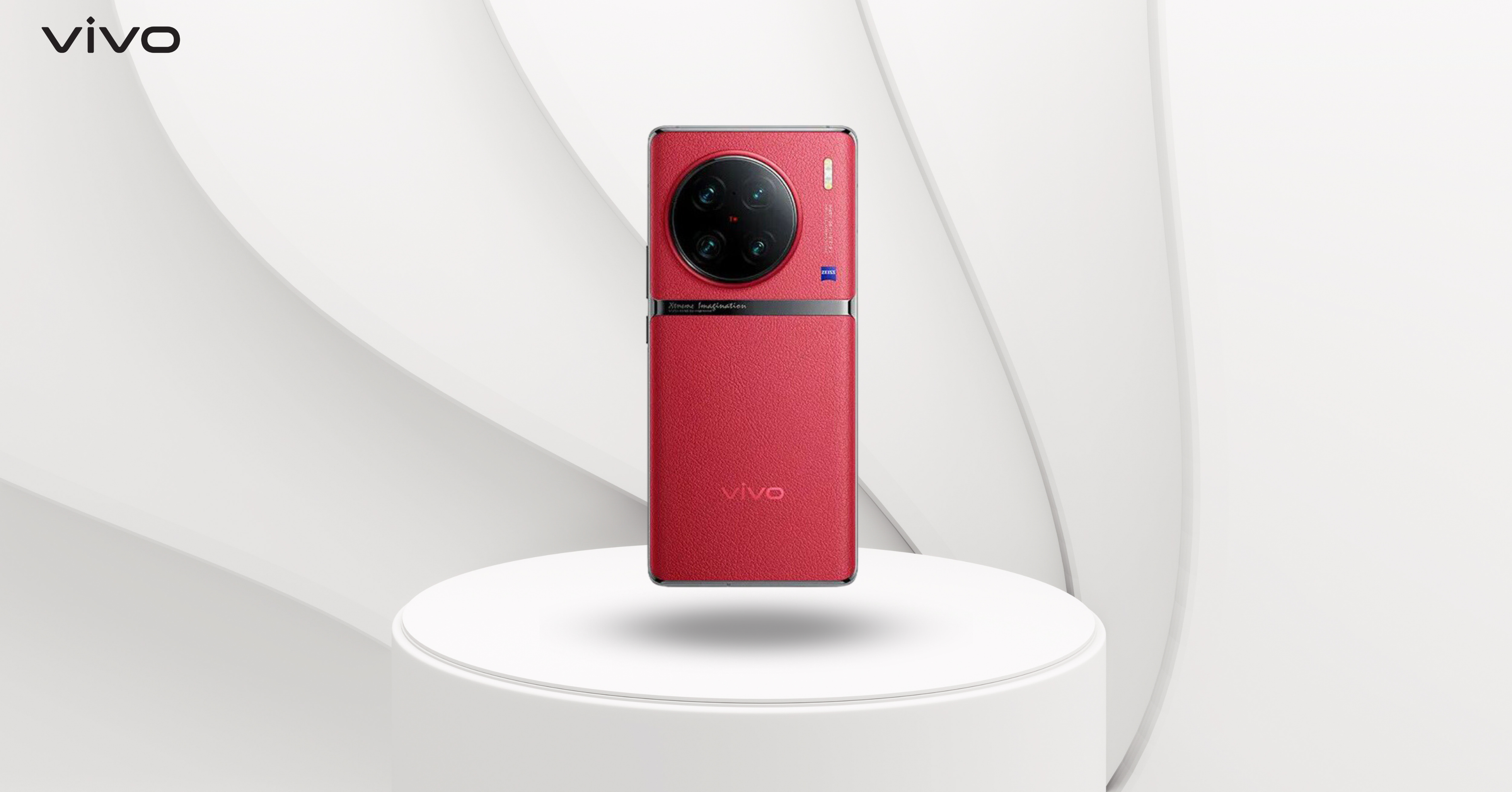 Red vivo satelite phone with a big mobile camera